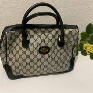 GUCCI GG Vintage Coated Canvas Navy Leather Crossbody Shoulder Bag As-is